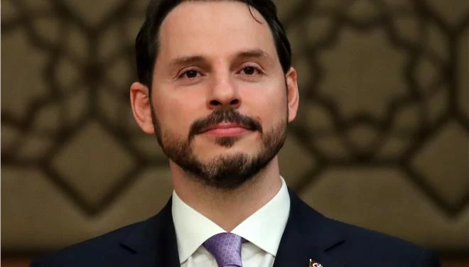 Ο γαμπρός του Ερντογάν ΥΠΟΙΚ: Τα σκάνδαλα και η αντίδραση των αγορών